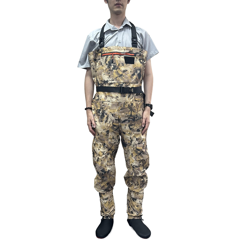 camouflage 3 layer breathable moisture permeable Nylon/PVC Waterproof Hunting Fishing Waders for Men and Women with Boots