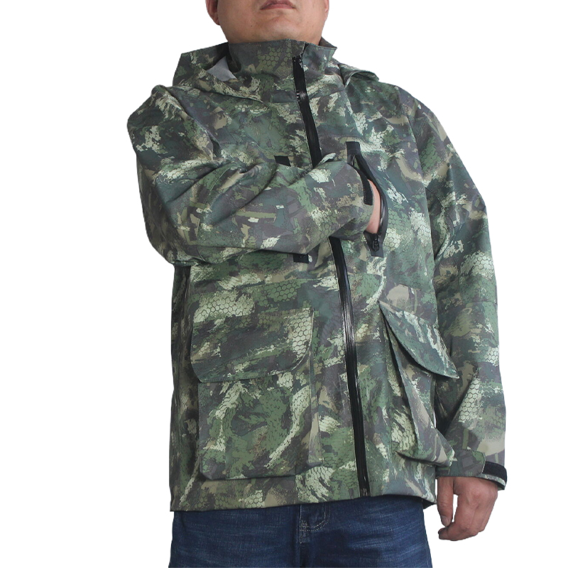 High quality camouflage outdoor waterproof jackets hard Shell Jackets breathable mountaineering jackets