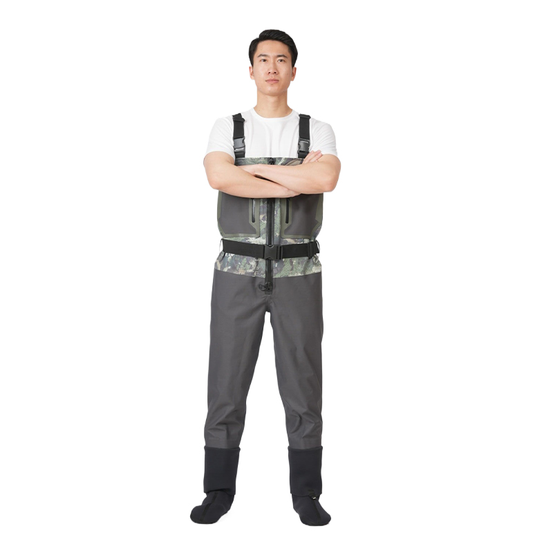 OEM Custom 3 layer breathable Fullbody Suit Respirable Waterproof Chest Fishing Waders for fishing hunting ducking